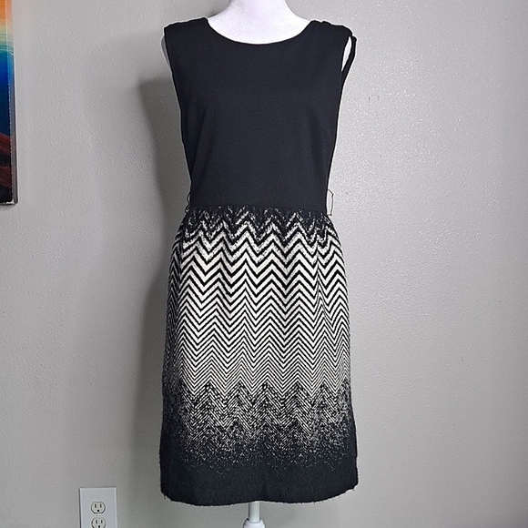 Alice + Olivia Dress Black & White Lined Zipper Back Size Large - Picture 1 of 16